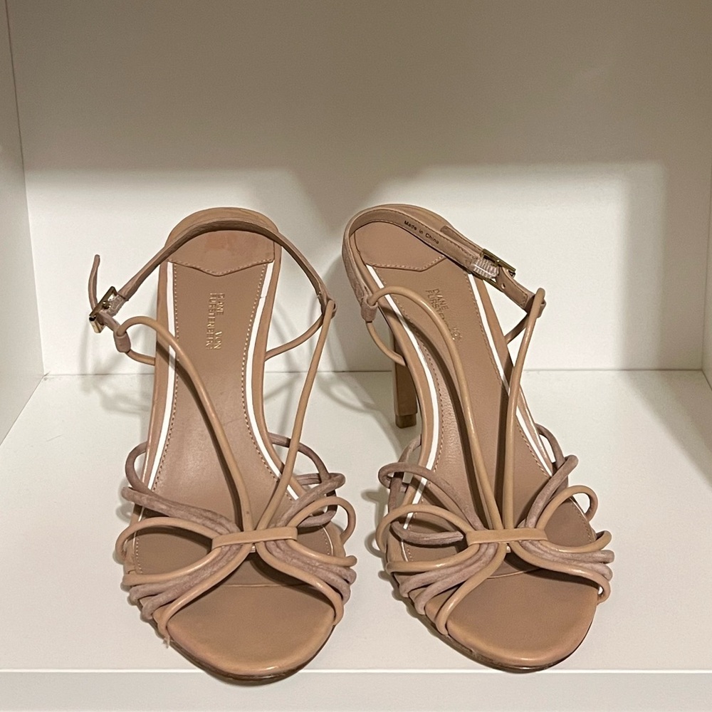 DVF Milena Neutral Strappy Heel Sandals Size 9